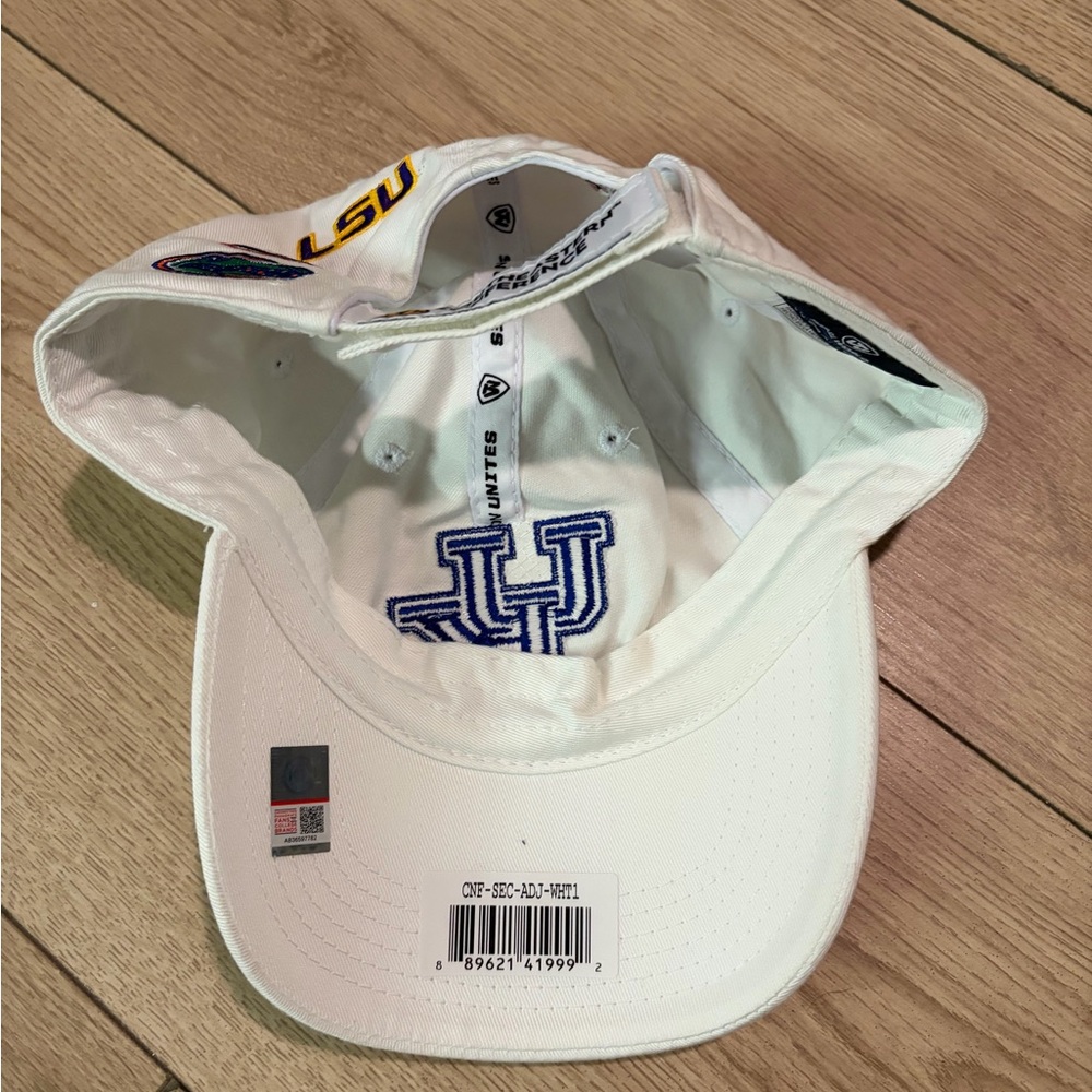 NWT UK SEC team hat - Picture 3 of 3